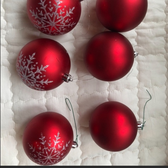 Christmas ornaments - Picture 2 of 9